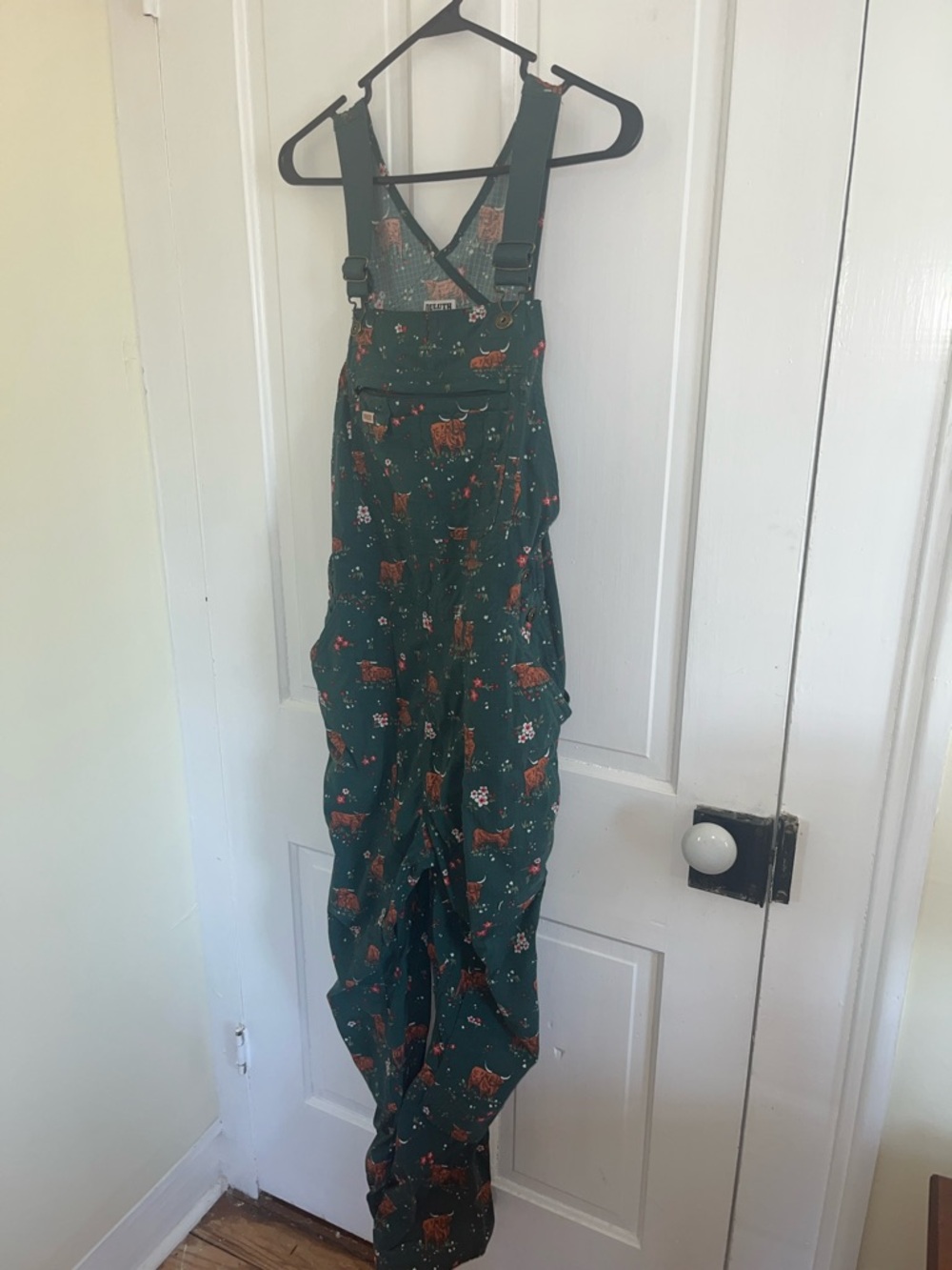 Duluth Trading Co  green highland cattle Women's Overalls Jumpsuit medium x 29